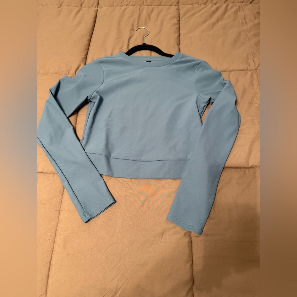 Light Blue Long Sleeve Top | Medium Size - Runs Small